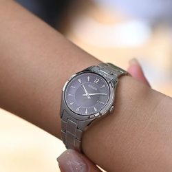 ساعت مچی زنانه سیکو مدل SUR425P1