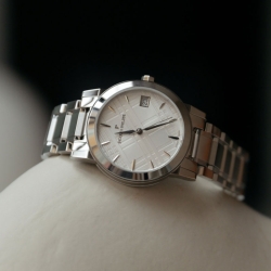 ساعت مچی زنانه ژاک فیلیپ مدل JPQLS311326