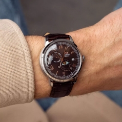 ساعت مچی مردانه اورینت مدل RA-AK0804Y30B