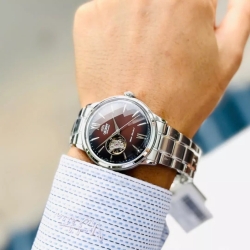 ساعت مچی مردانه اورینت مدل RA-AG0027Y30B