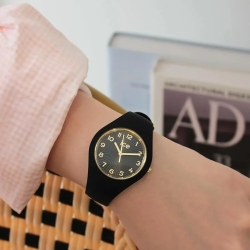 ساعت مچی زنانه آیس مدل 025257